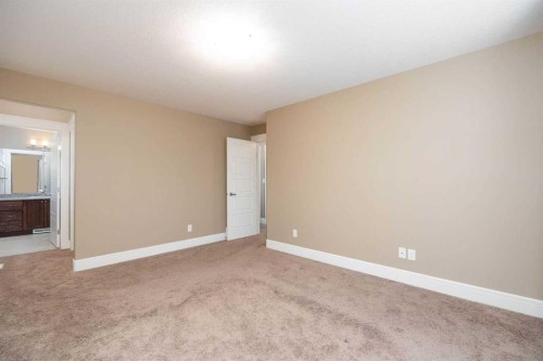 197 Snowy Owl Way Nw, Fort Mcmurray, AB - Indoor Photo Showing Other Room