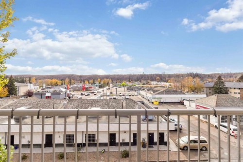 412-9604 Manning Avenue, Fort Mcmurray, AB - Outdoor