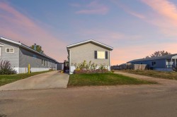 116 Greenwood Place  Fort Mcmurray, AB T9H 2L9