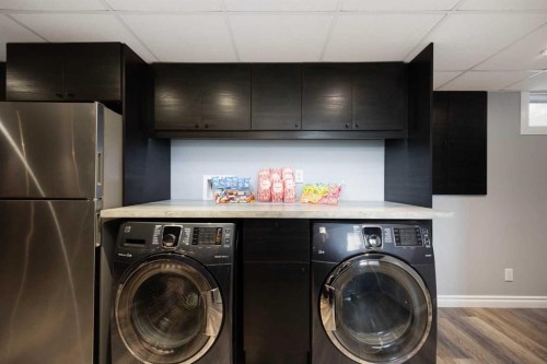 20 Clark Crescent, Fort Mcmurray, AB - Indoor Photo Showing Laundry Room