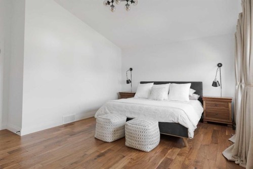 137 Pearson Drive, Fort Mcmurray, AB - Indoor Photo Showing Bedroom