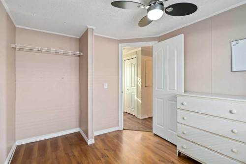 200 Harpe Way, Fort Mcmurray, AB - Indoor Photo Showing Other Room