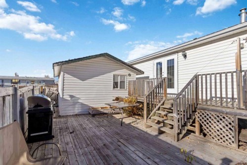 200 Harpe Way, Fort Mcmurray, AB - Outdoor With Deck Patio Veranda With Exterior