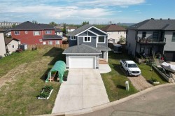 130 Arsenault Cove  Fort Mcmurray, AB T9J 1J7
