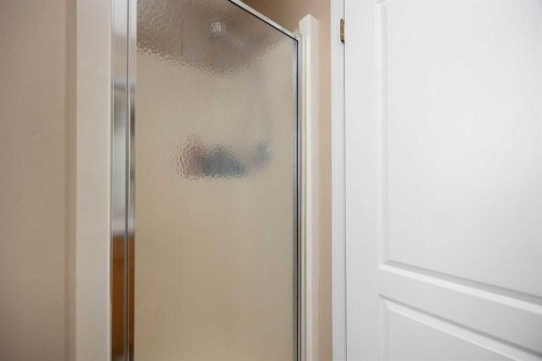 157 Archibald Close, Fort Mcmurray, AB - Indoor Photo Showing Bathroom