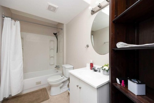 157 Archibald Close, Fort Mcmurray, AB - Indoor Photo Showing Bathroom