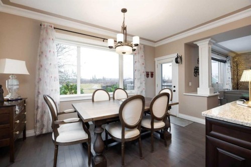 249 Walnut Crescent, Fort Mcmurray, AB - Indoor Photo Showing Dining Room