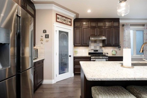 249 Walnut Crescent, Fort Mcmurray, AB - Indoor Photo Showing Kitchen