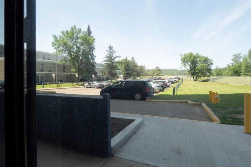 108-13221 Macdonald Drive, Fort Mcmurray, AB - Outdoor