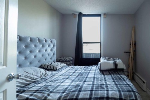 108-13221 Macdonald Drive, Fort Mcmurray, AB - Indoor Photo Showing Bedroom