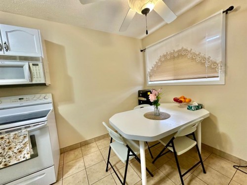 9112A 94 Avenue, Lac La Biche, AB - Indoor