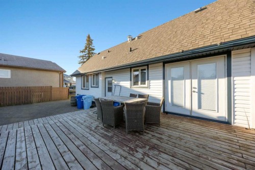 105 Farrell Cove, Fort Mcmurray, AB - Outdoor With Deck Patio Veranda With Exterior