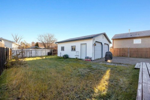 105 Farrell Cove, Fort Mcmurray, AB - Outdoor