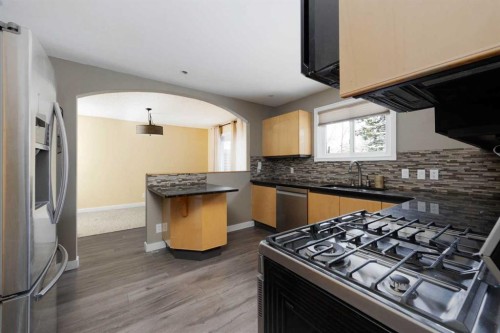 106 Hilltop Crescent, Fort Mcmurray, AB - Indoor Photo Showing Kitchen