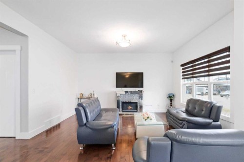110 Merganser Crescent, Fort Mcmurray, AB - Indoor Photo Showing Living Room With Fireplace