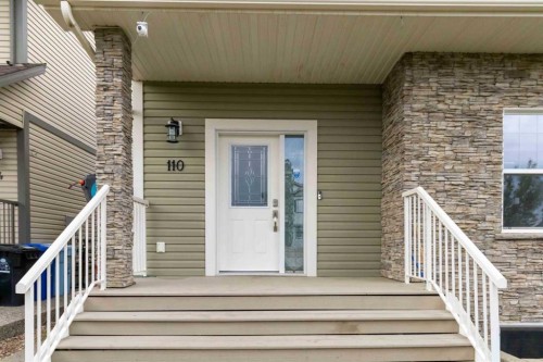 110 Merganser Crescent, Fort Mcmurray, AB - Outdoor With Exterior
