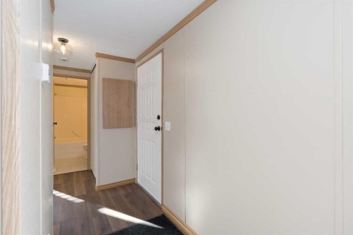 271 Cree Road, Fort Mcmurray, AB - Indoor Photo Showing Other Room