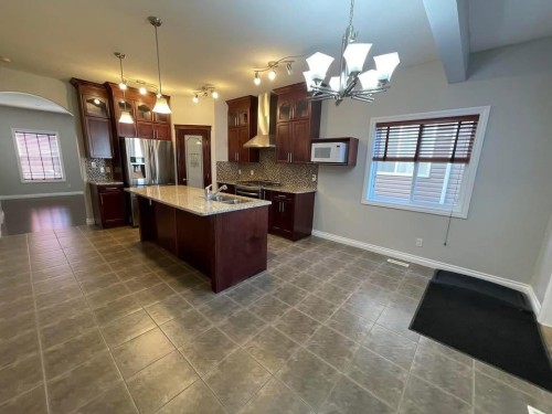 161 Coniker Crescent, Fort Mcmurray, AB - Indoor Photo Showing Kitchen With Upgraded Kitchen