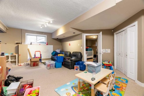176 Bacon Place, Fort Mcmurray, AB - Indoor