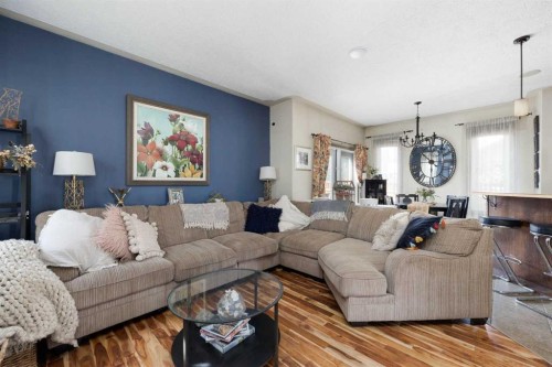 138 Mink Lane, Fort Mcmurray, AB - Indoor Photo Showing Living Room