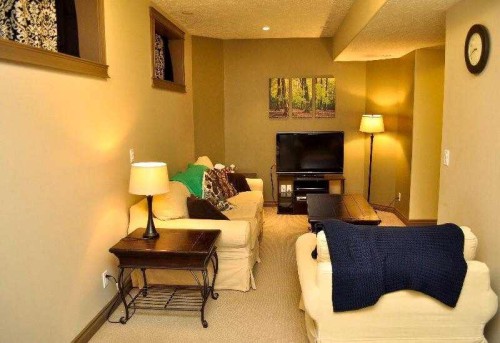 138 Mink Lane, Fort Mcmurray, AB - Indoor Photo Showing Living Room
