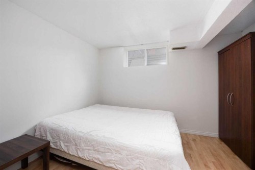 217 Bird Crescent, Fort Mcmurray, AB - Indoor Photo Showing Bedroom