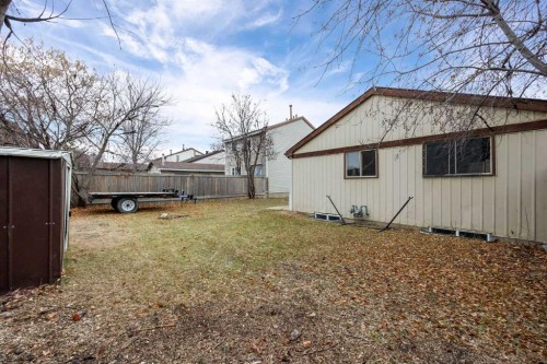 217 Bird Crescent, Fort Mcmurray, AB - Outdoor