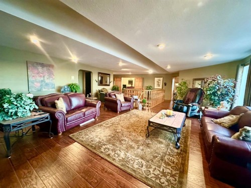 #130-13352 Lakeland Drive, Lac La Biche, AB - Indoor Photo Showing Living Room