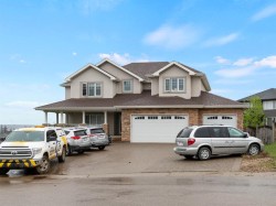 125 Pintail Place  Fort Mcmurray, AB T5N 0Y9