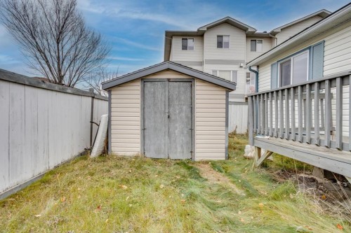 221 Mckinlay Crescent, Fort Mcmurray, AB - Outdoor With Exterior
