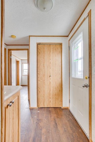 221 Mckinlay Crescent, Fort Mcmurray, AB - Indoor Photo Showing Other Room