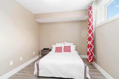 131 Falcon Green, Fort Mcmurray, AB - Indoor Photo Showing Bedroom