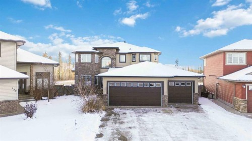 131 Falcon Green, Fort Mcmurray, AB - Outdoor