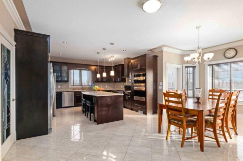 131 Falcon Green, Fort Mcmurray, AB - Indoor Photo Showing Dining Room