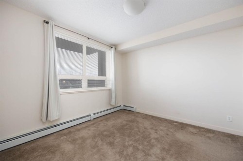 1301-204 Sparrow Hawk Drive, Fort Mcmurray, AB - Indoor Photo Showing Other Room