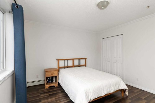 220-100 Richard Street, Fort Mcmurray, AB - Indoor Photo Showing Bedroom