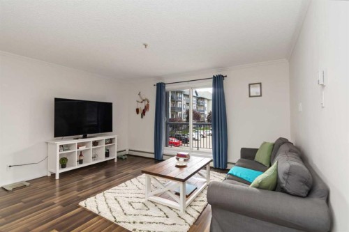 220-100 Richard Street, Fort Mcmurray, AB - Indoor Photo Showing Living Room