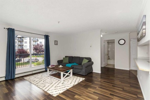 220-100 Richard Street, Fort Mcmurray, AB - Indoor Photo Showing Living Room