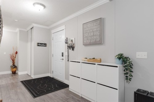 189 Grandview Crescent, Fort Mcmurray, AB - Indoor Photo Showing Other Room