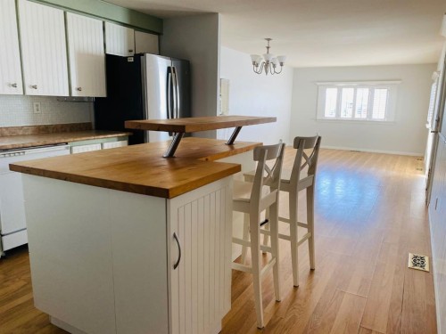 152 Clausen Crescent, Fort Mcmurray, AB - Indoor