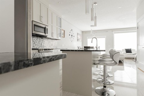 216 Comeau Crescent, Fort Mcmurray, AB - Indoor Photo Showing Kitchen With Upgraded Kitchen