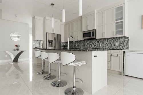 216 Comeau Crescent, Fort Mcmurray, AB - Indoor Photo Showing Kitchen With Upgraded Kitchen