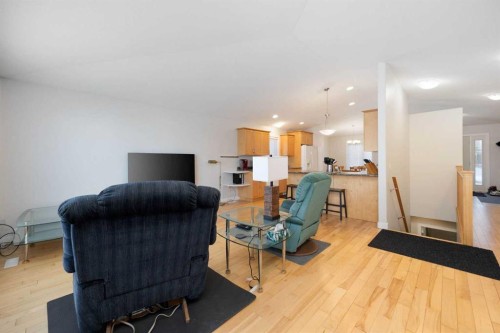 253 Starling Street, Fort Mcmurray, AB - Indoor Photo Showing Office