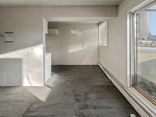 5-13 Clearwater Crescent, Fort Mcmurray, AB - Indoor Photo Showing Other Room