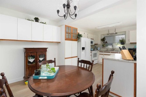 103 Garson Place, Fort Mcmurray, AB - Indoor Photo Showing Dining Room