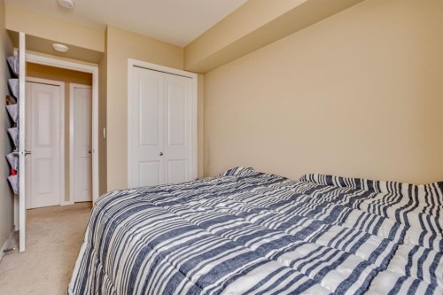 134-201 Abasand Drive, Fort Mcmurray, AB - Indoor Photo Showing Bedroom