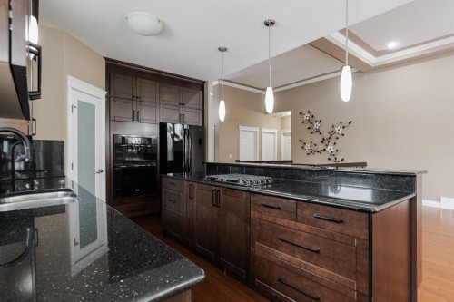 308 Sandpiper Road, Fort Mcmurray, AB - Indoor Photo Showing Kitchen