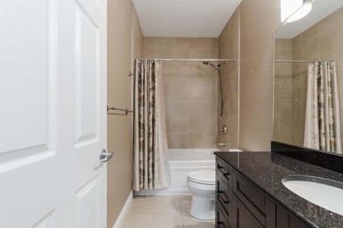 308 Sandpiper Road, Fort Mcmurray, AB - Indoor Photo Showing Bathroom