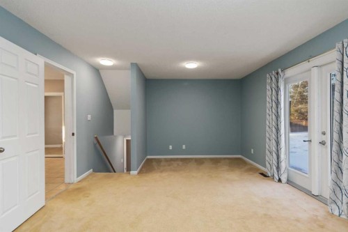140 Brosseau Crescent, Fort Mcmurray, AB - Indoor Photo Showing Other Room