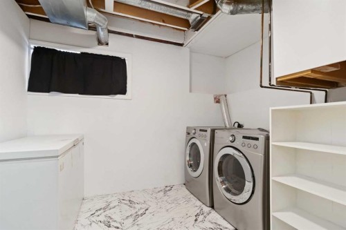 140 Brosseau Crescent, Fort Mcmurray, AB - Indoor Photo Showing Laundry Room